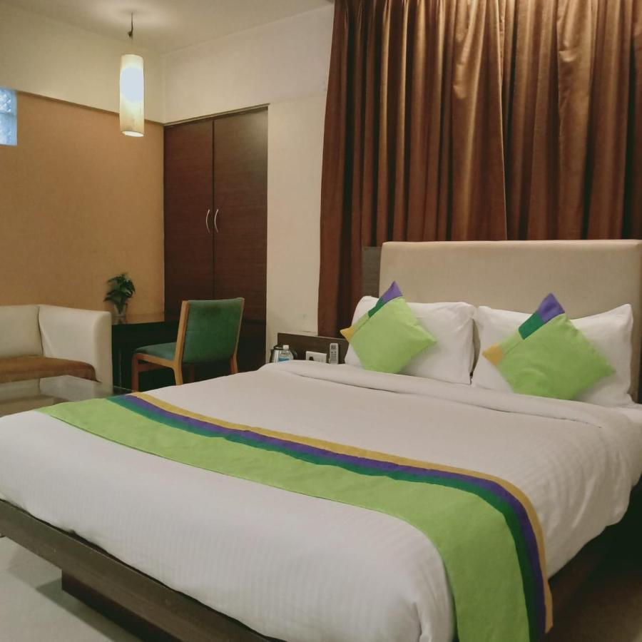 Treebo Trend Hotel Basera Pune Exterior foto