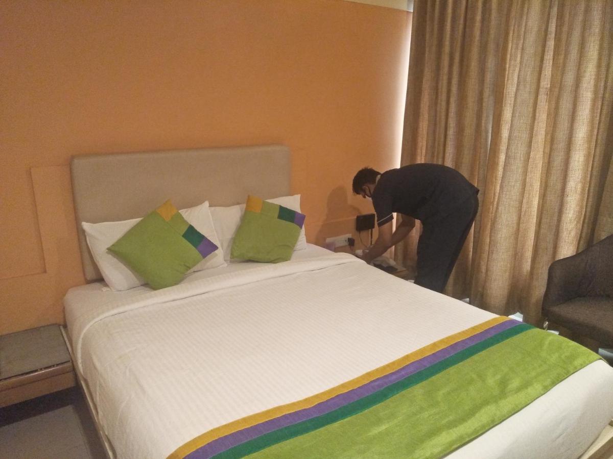 Treebo Trend Hotel Basera Pune Exterior foto
